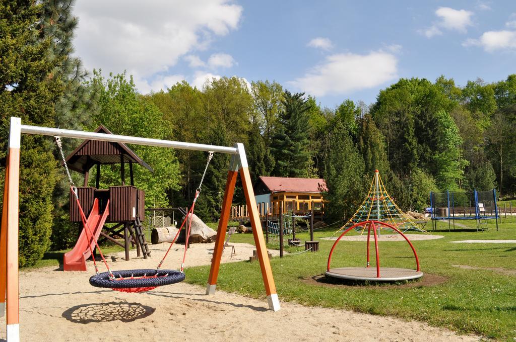 Sporthotel Barborka Hluboká nad Vltavou Εξωτερικό φωτογραφία